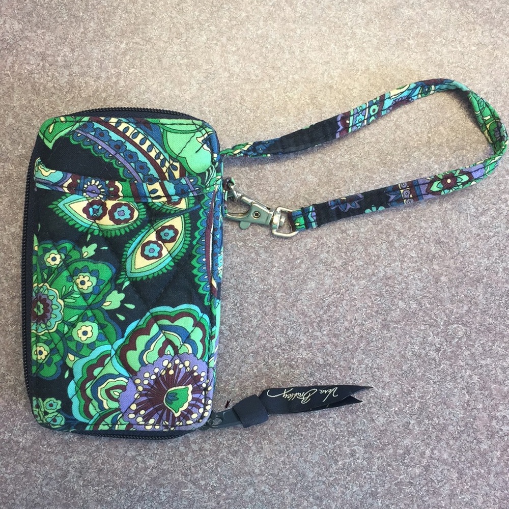 Vera Bradley blue rhapsody zippered wristlet 3 x 5